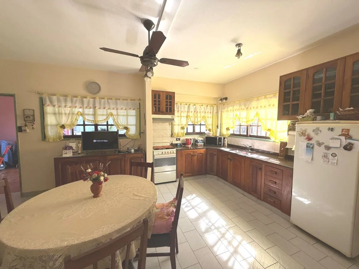 Casa de 4 ambientes en venta en Villa Ballester, Aristóbulo del Valle 5000, foto 4