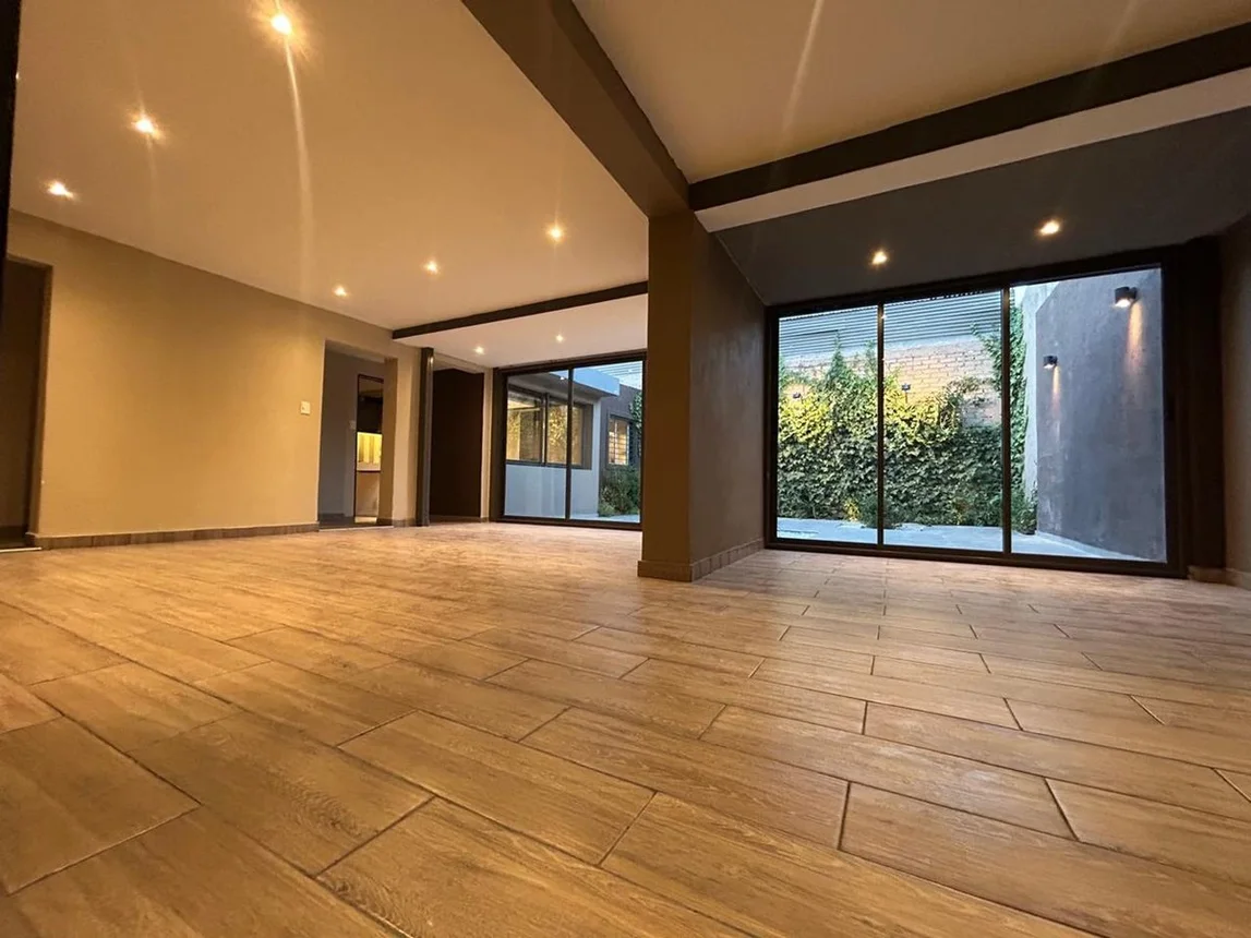 Casa refaccionada, 4 dormitorios, 3 baños, gllén, foto 5