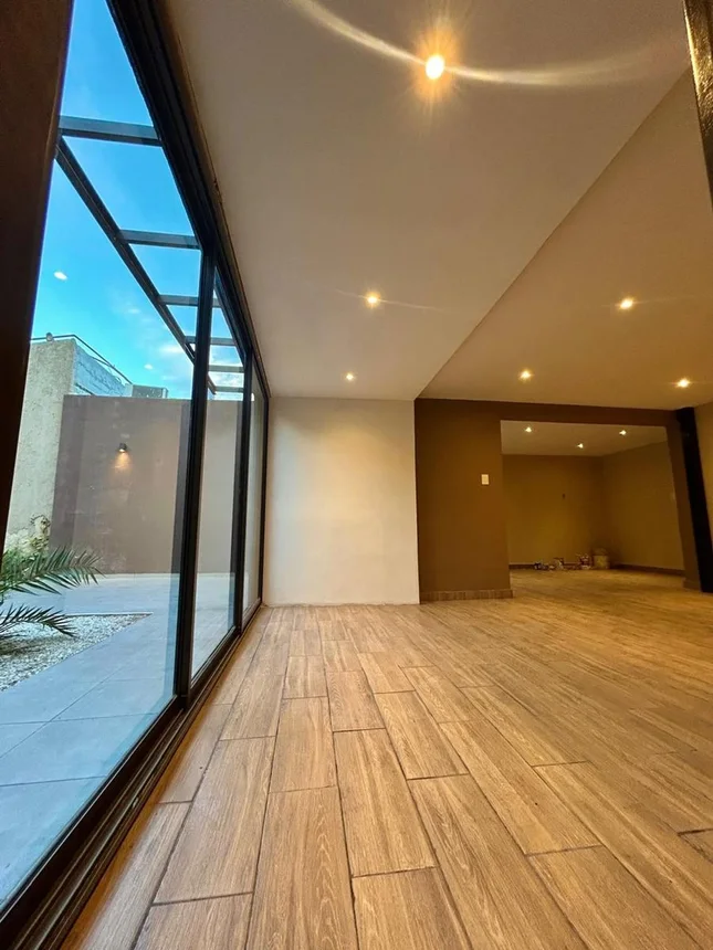 Casa refaccionada, 4 dormitorios, 3 baños, gllén, foto 3