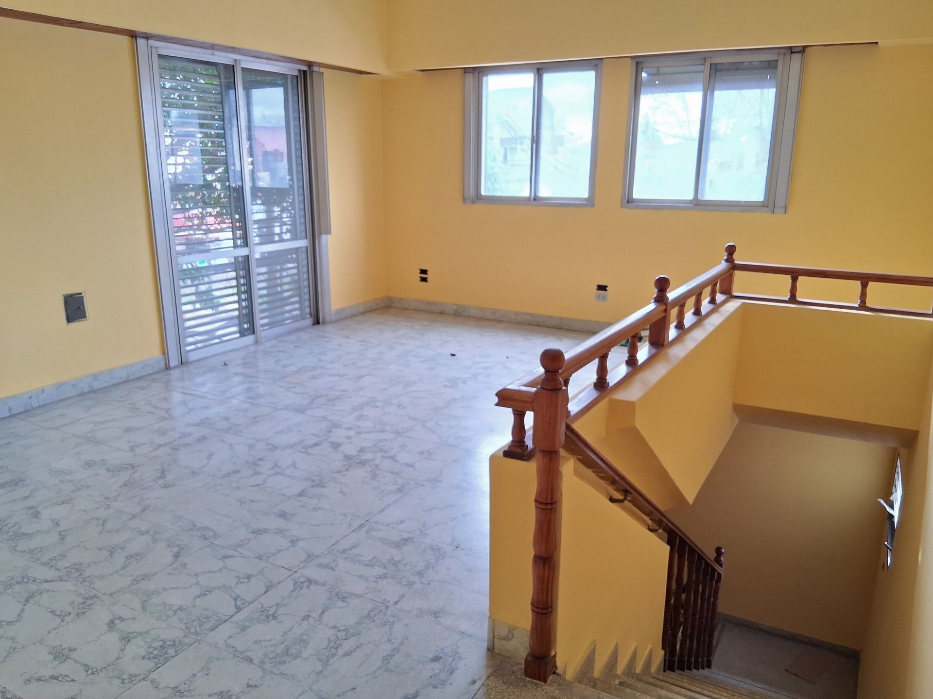 Foto 5 — PH 3 AMBIENTES EN VENTA BERNAL PATIO Y TERRAZA