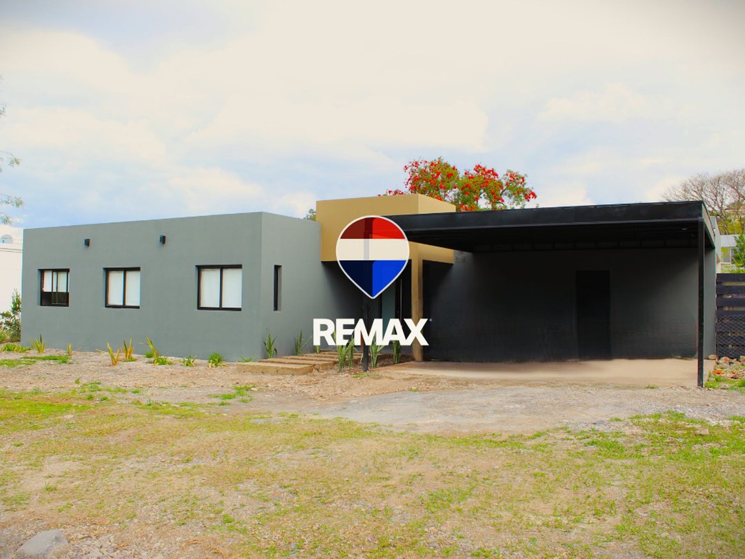 EN VENTA CASA BARRIO PRIVADO LA RESERVA