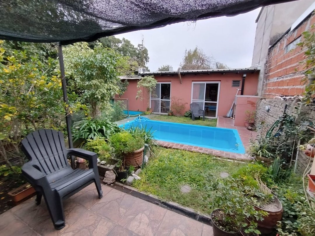 Casa en venta 5 ambientes en Acassuso 2000, Hurlingham, Hurlingham, Buenos Aires
