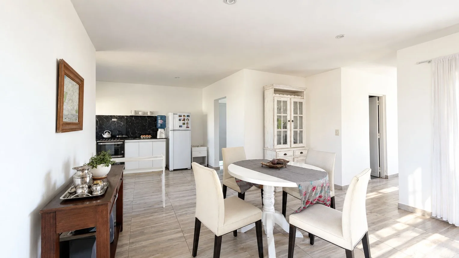 Casa en venta en Pilar, foto 4