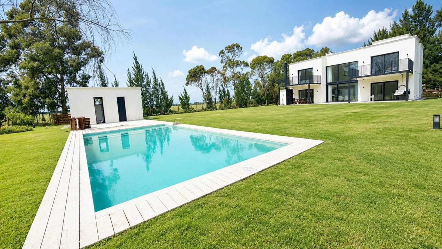 Casa en venta en La Plata, foto 2