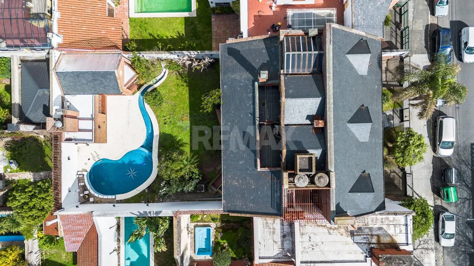 Casa de 10 ambientes en venta en Villa Devoto, Nueva York 3500