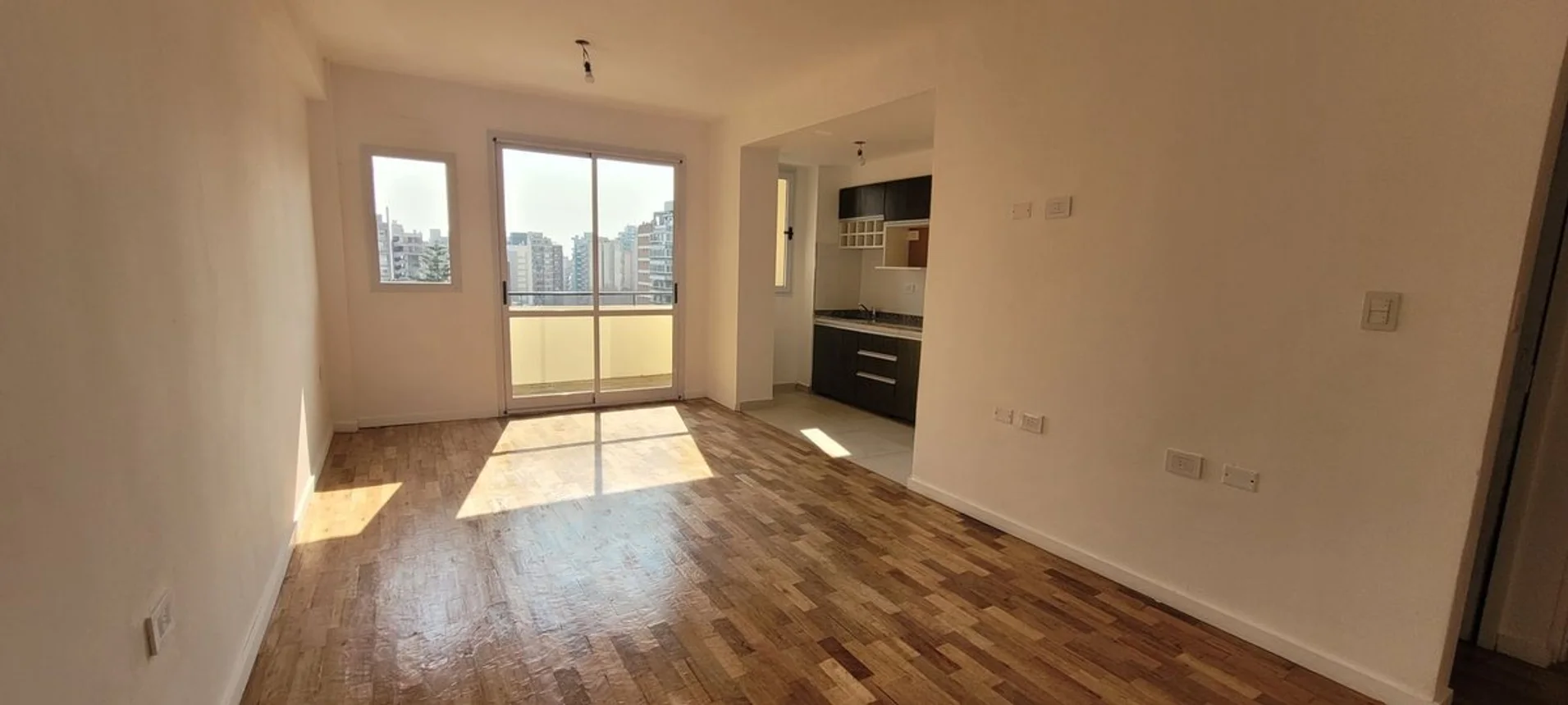 Monoambiente en venta en Lanús Oeste, Aristóbulo del Valle 100