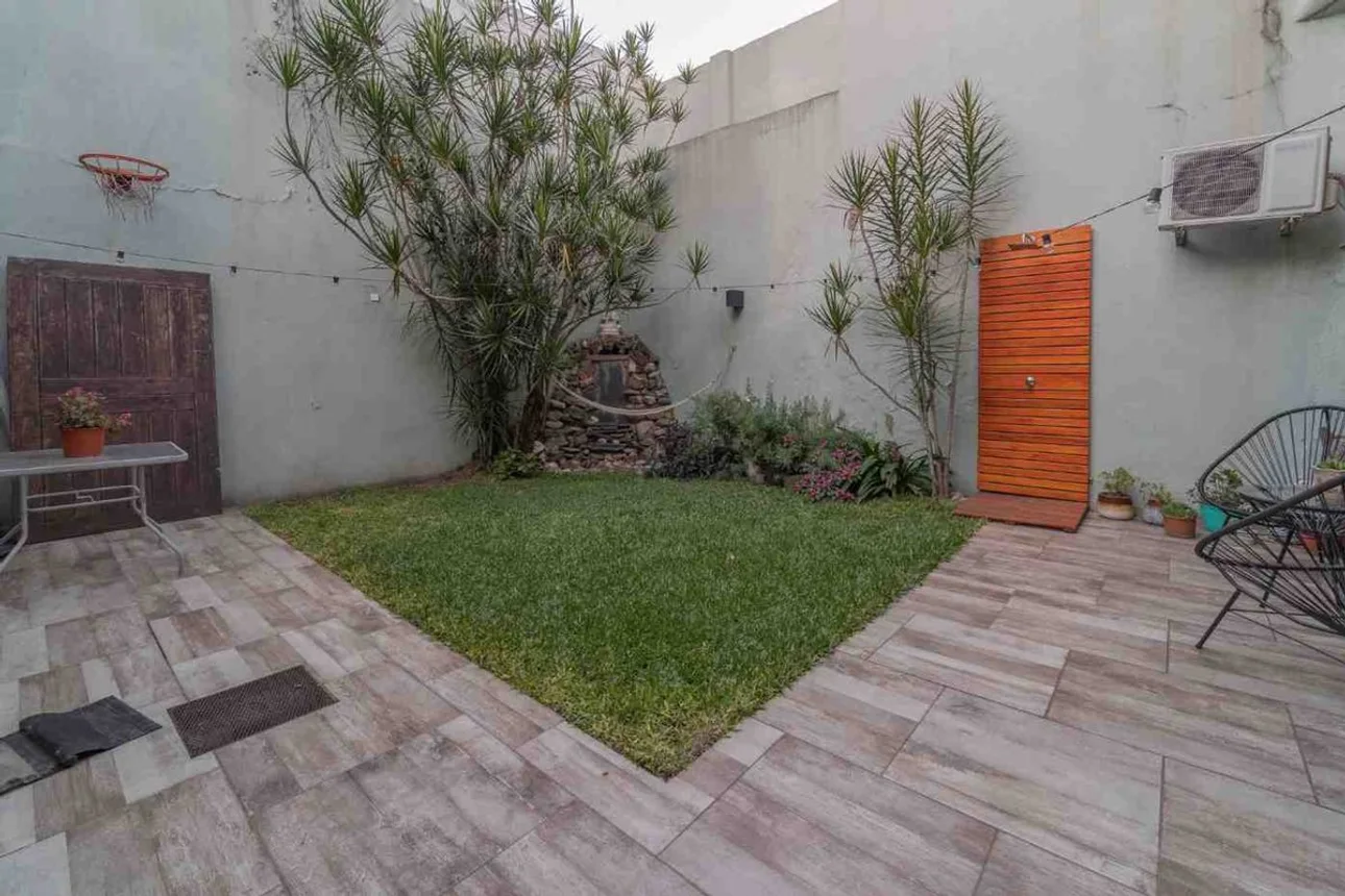 Casa de 5 ambientes en venta en Mataderos, Pola 1100, foto 3