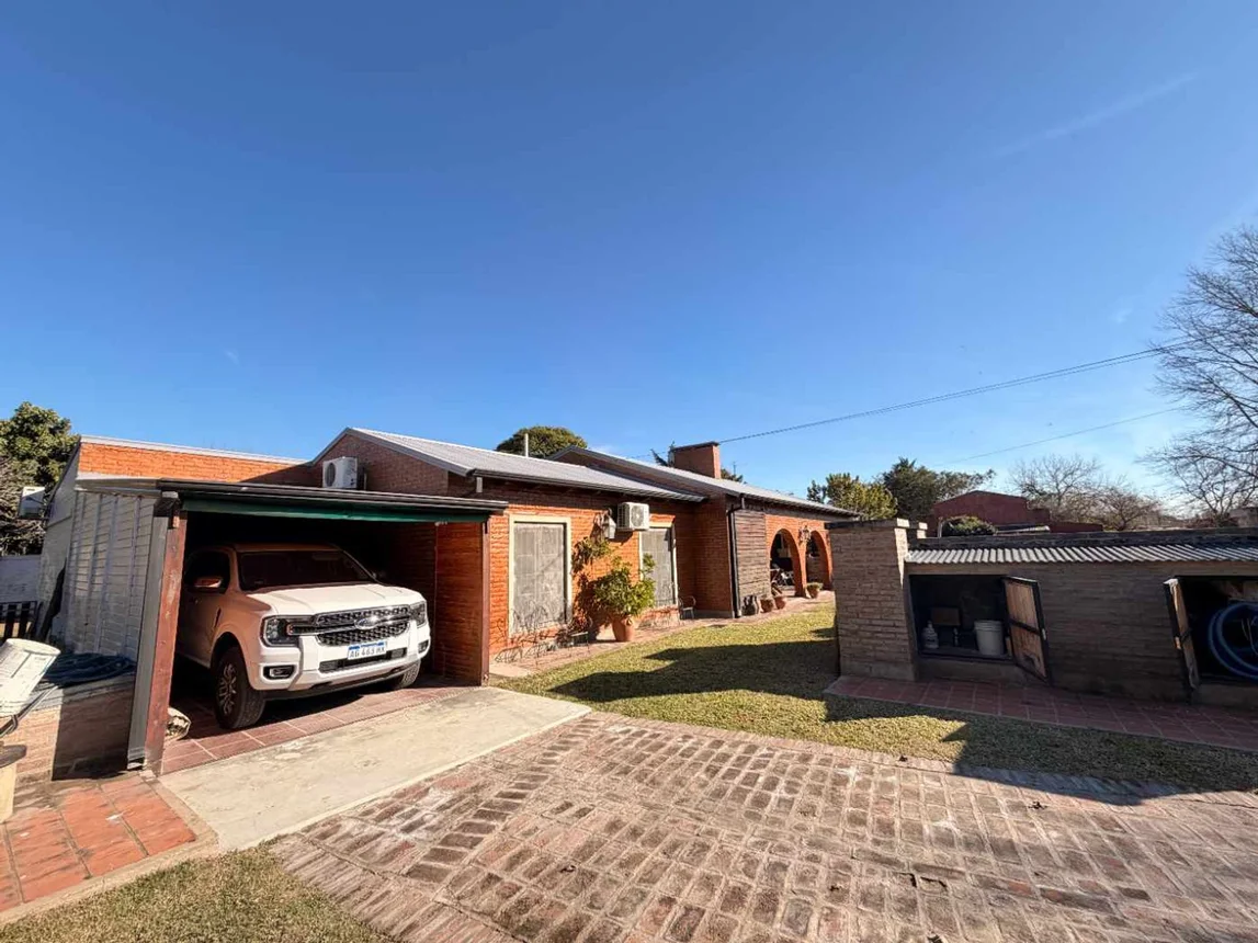 Venta casa en altos del sauce - excelente estado, foto 2