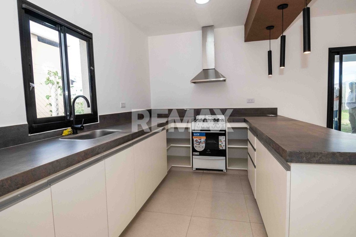 CASA 2 DORMIMTORIOS VENTA EKO DISTRITO CERRILLOS - foto 8