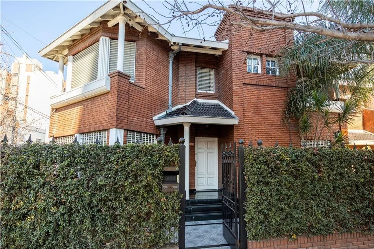 Casa dúplex en venta en Caseros, foto 2