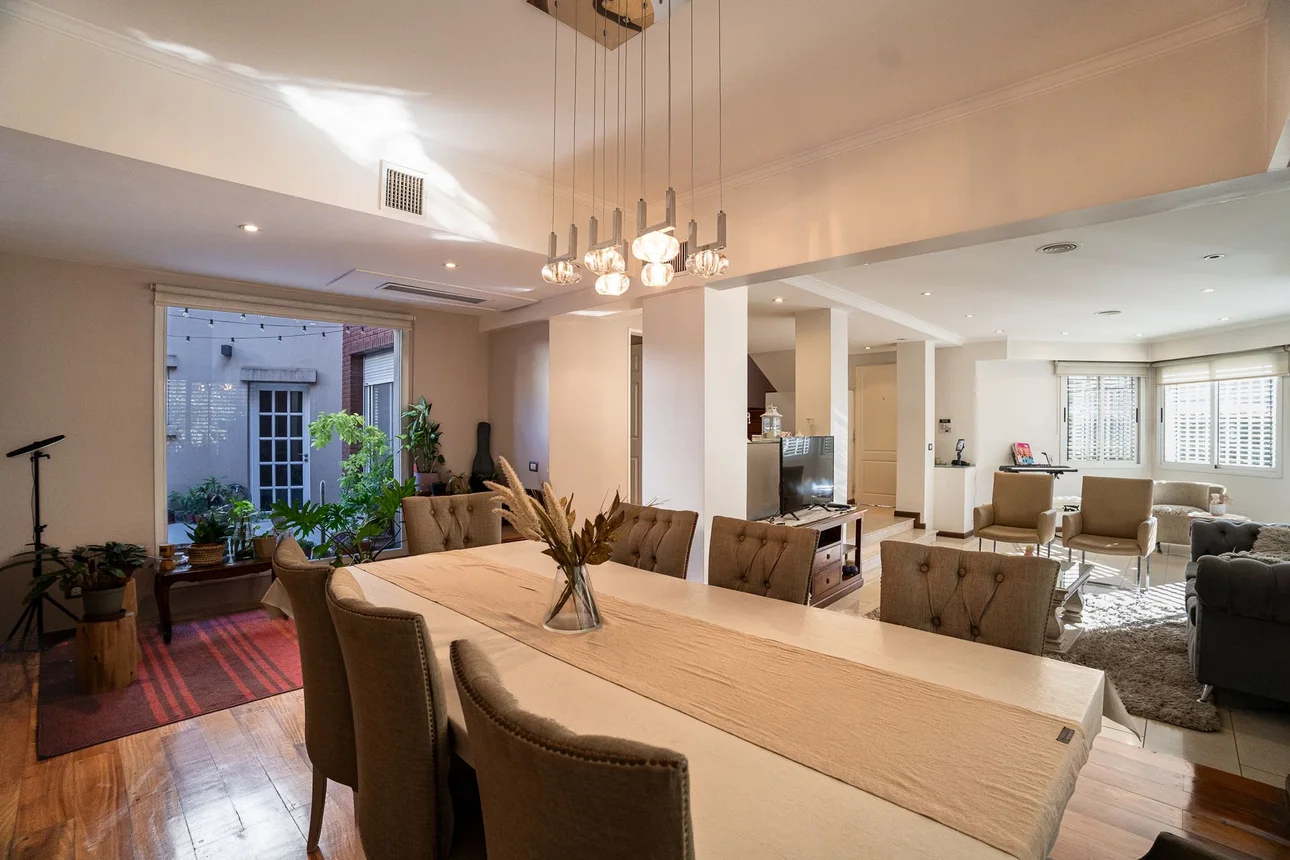Casa dúplex en venta en Caseros