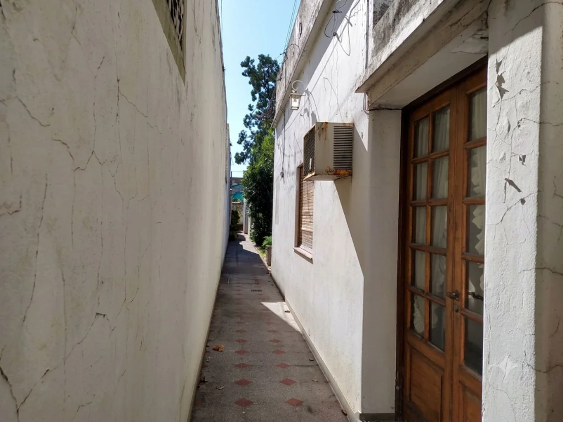 Casa de 4 ambientes en venta en Wilde, Avenida Bartolomé Mitre 6100, foto 2