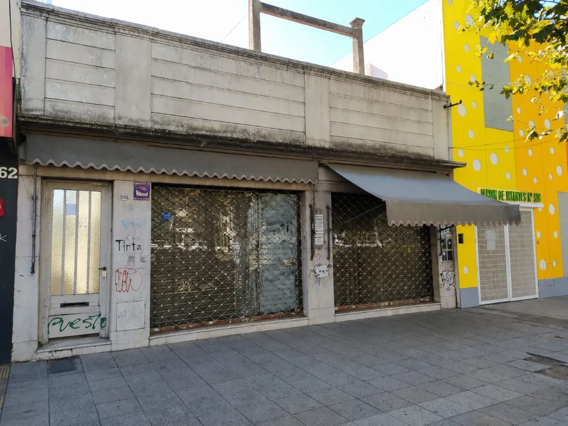 Casa de 4 ambientes en venta en Wilde, Avenida Bartolomé Mitre 6100