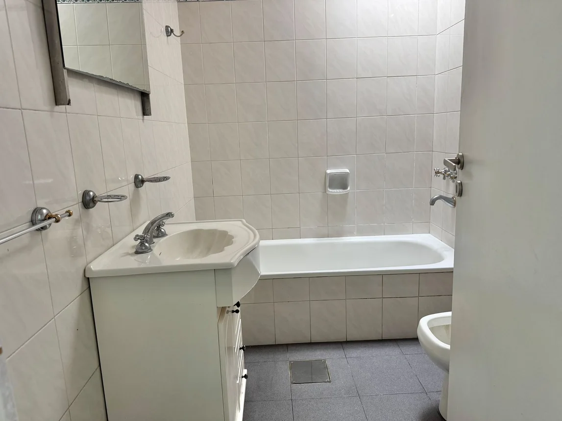 Casa de 5 ambientes en venta en Martínez, Catamarca 400, foto 5