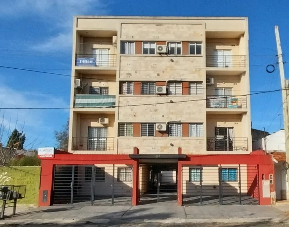 Departamento de 2 ambientes en venta en Banfield, Valentín Vergara 1800, foto 2