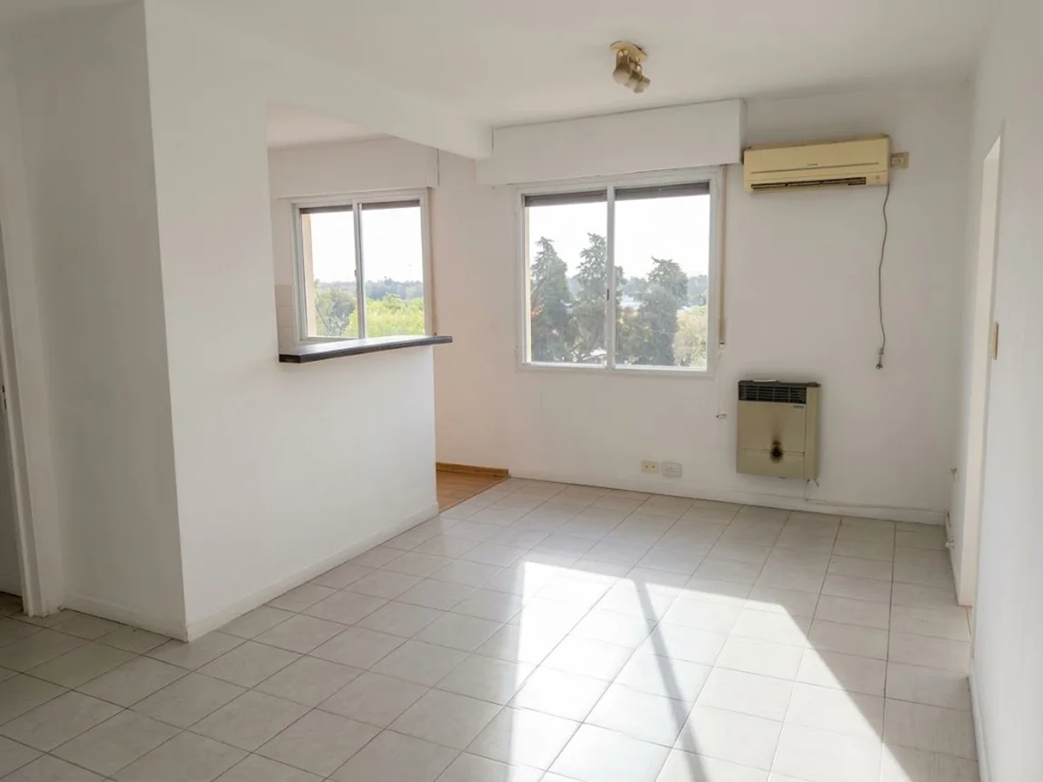 Departamento de 4 ambientes en alquiler en San Isidro, Avenida Bernabé Márquez 3100, foto 3