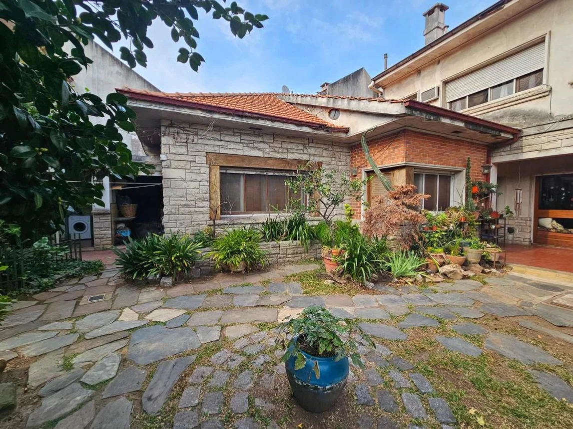 Casa en venta en Coghlan, foto 3