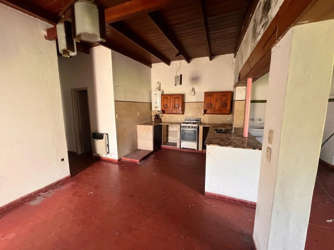 Casa de 4 ambientes en venta en City Bell, Camino Parque Centenario 700, foto 3