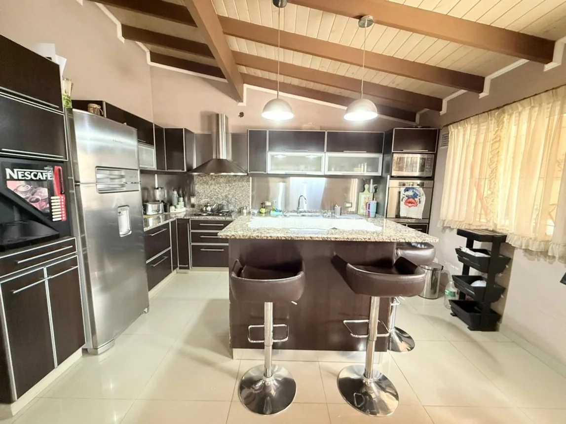 Casa de 4 ambientes en venta en Ituzaingó, Lola Mora 300, foto 3