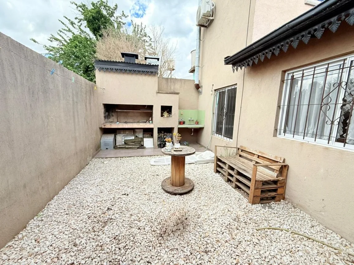 Casa de 4 ambientes en venta en Ituzaingó, Lola Mora 300, foto 5