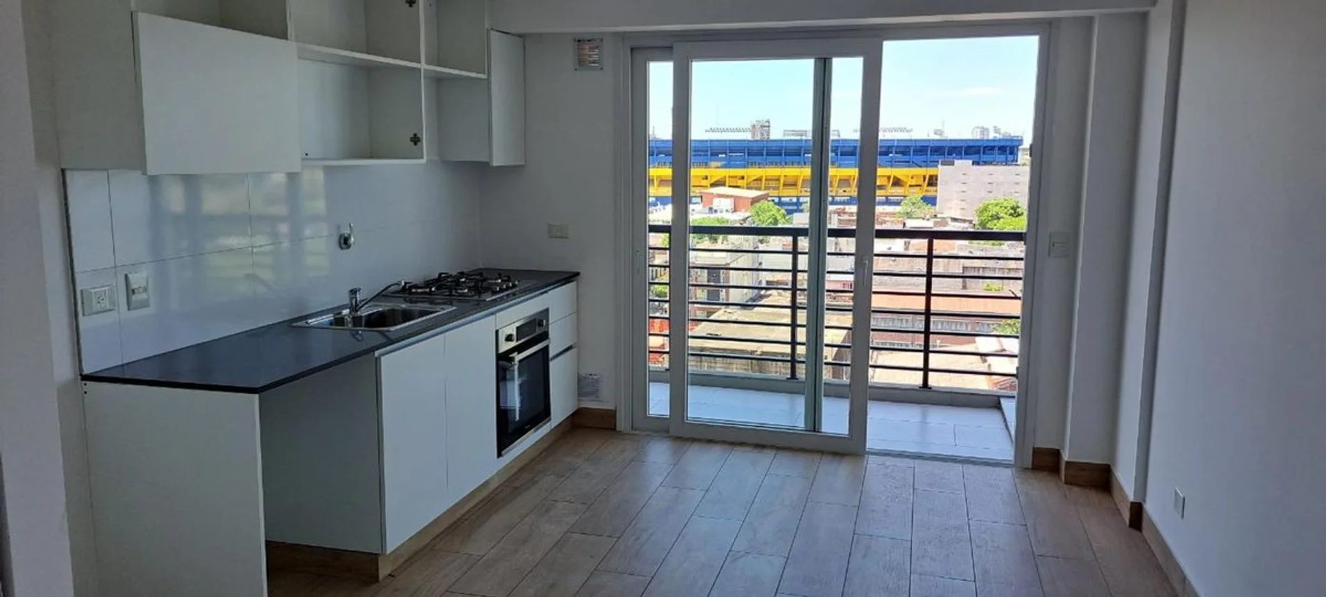 Departamento en venta en Barracas, Avenida Regimiento de Patricios 700