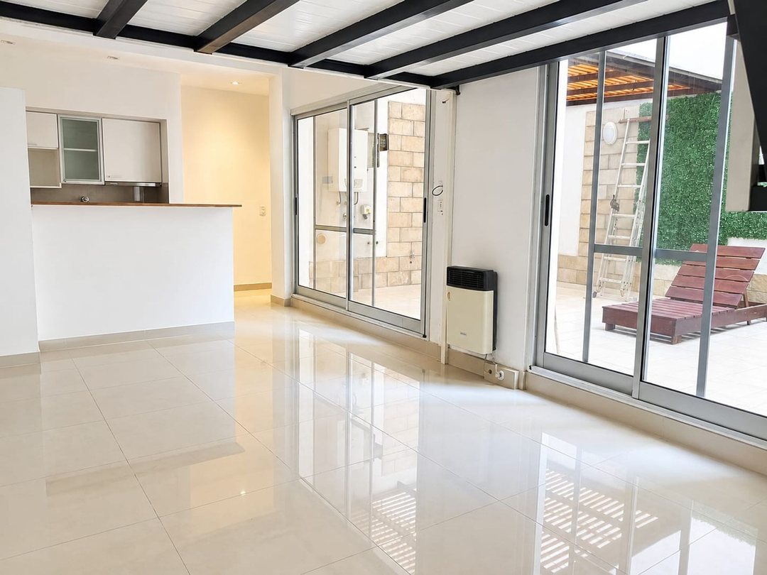 VENTA LOFT/ MONOAMBIENTE CON PATIO - CABALLITO
