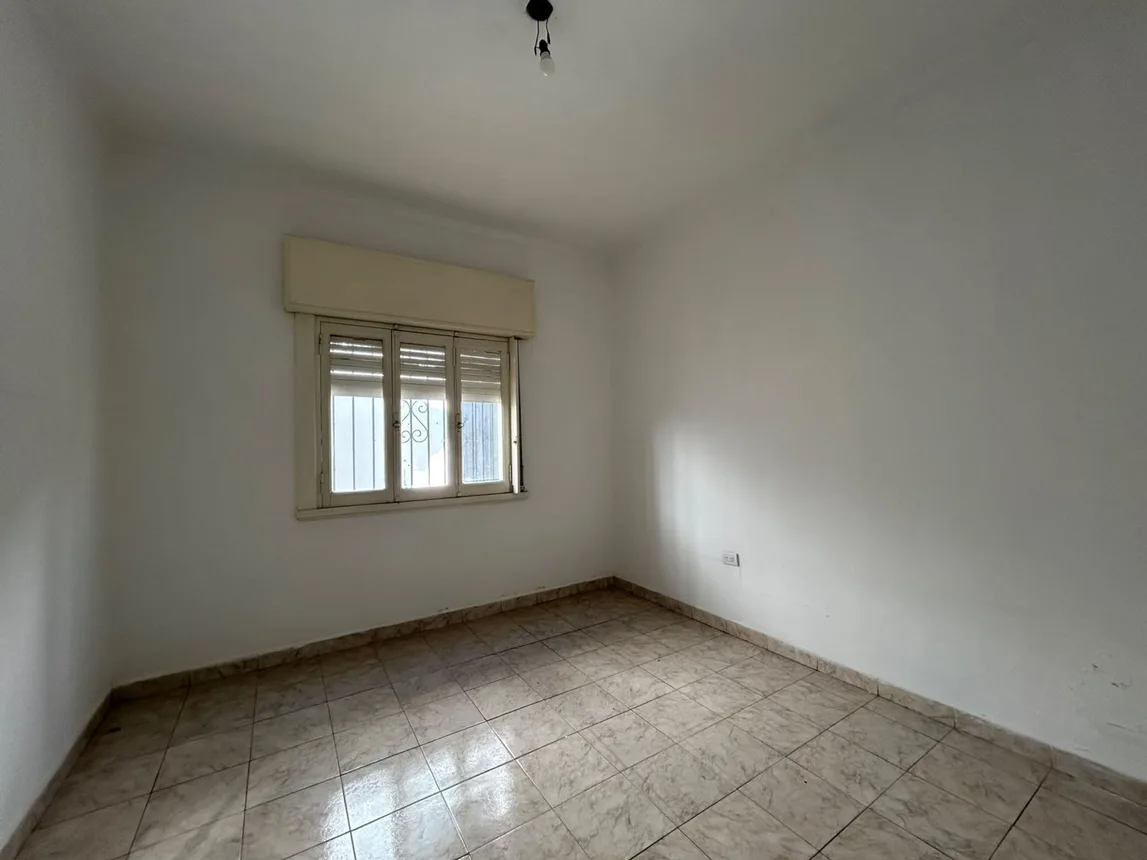 Casa de 4 ambientes en venta en Morón, Doctor José María Casullo 700, foto 4