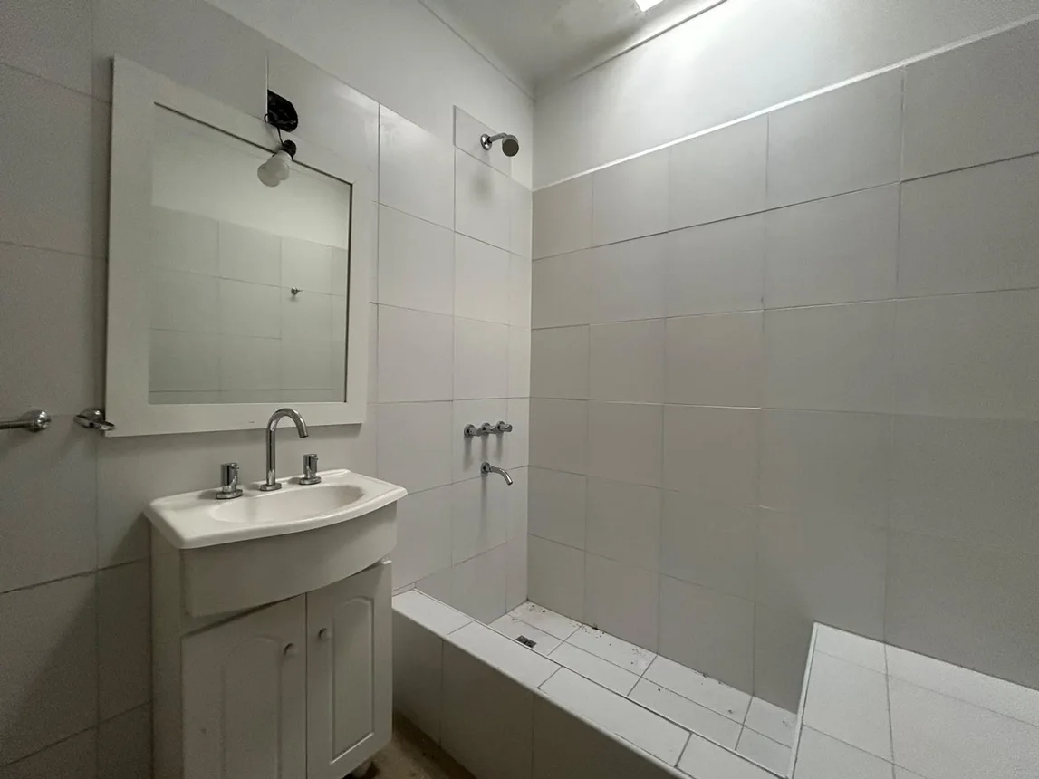 Casa de 4 ambientes en venta en Morón, Doctor José María Casullo 700, foto 5