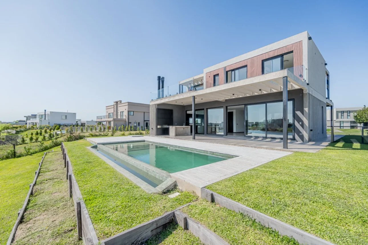 Casa en venta en Belén de Escobar, foto 3