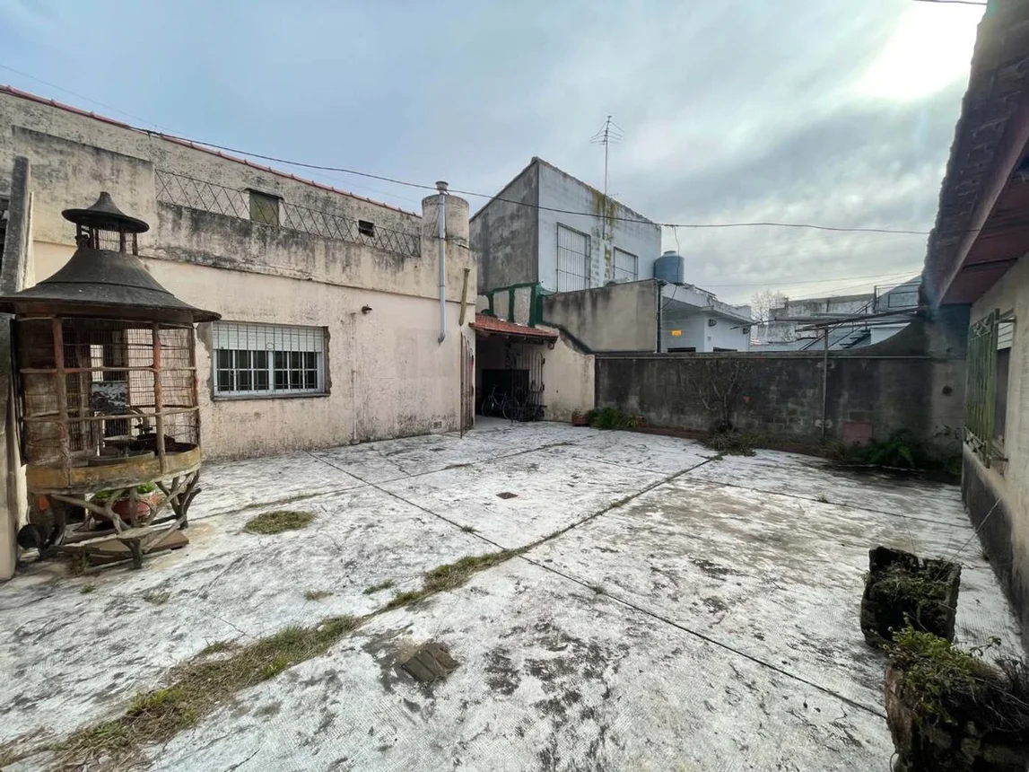 Casa de 4 ambientes en venta en Monte Chingolo, Coronel Jose Rondeau 1900
