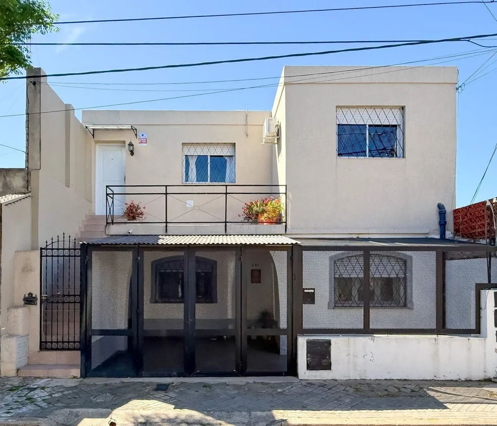 PH de 4 ambientes en venta en Rosario, Moss 900