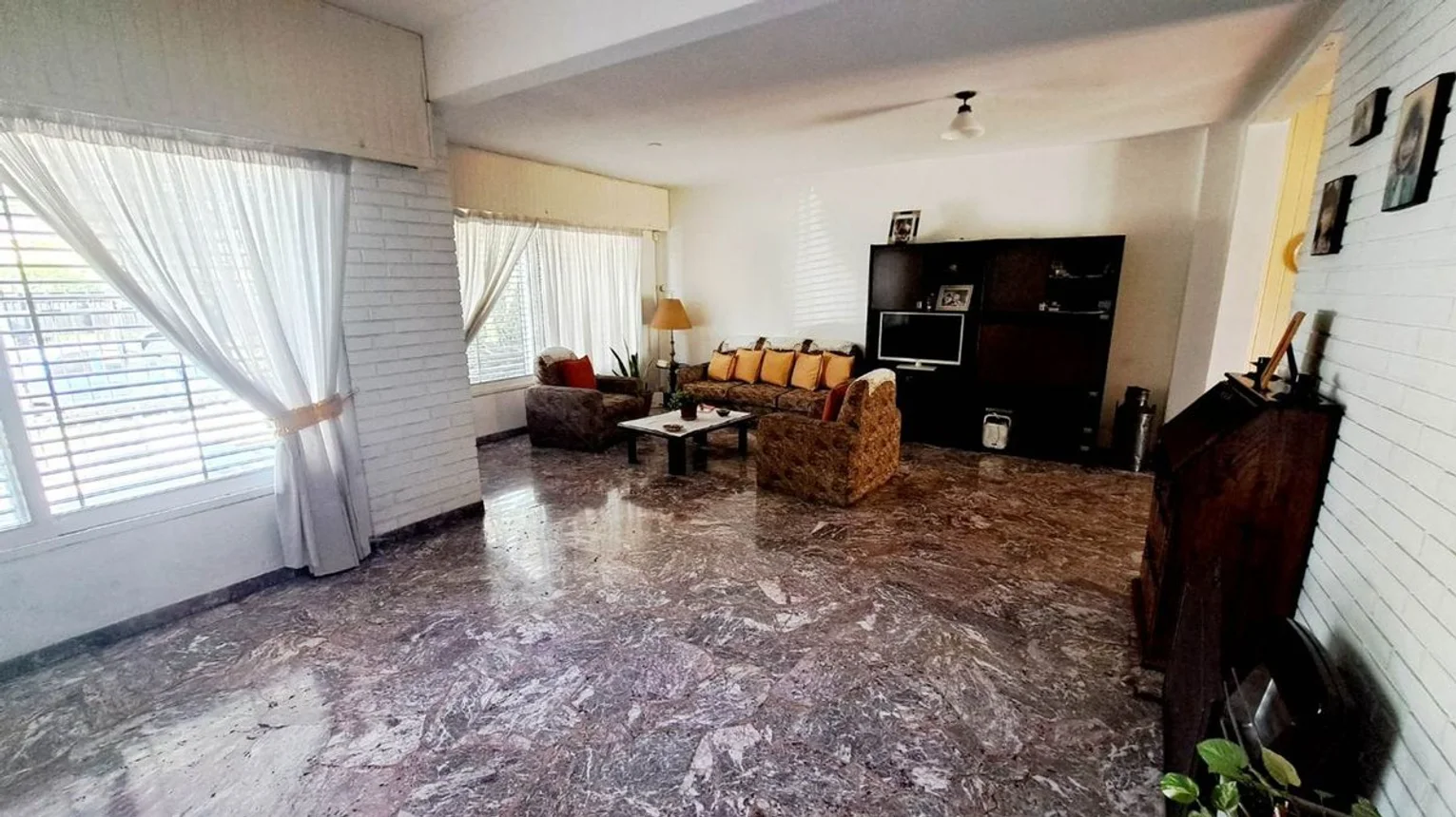 Casa de 5 ambientes en venta en Martín Coronado, Claudio Castro 2000, foto 3