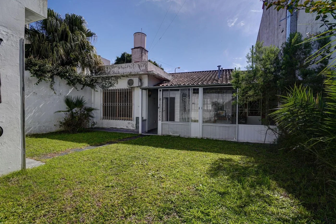 Casa de 3 ambientes en venta en Ramos Mejía, Chacabuco 900
