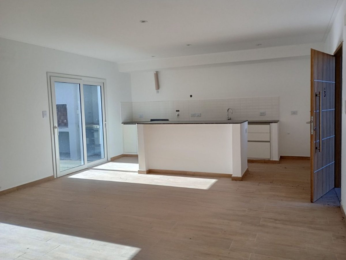 Duplex 3 dormitorios en venta - City Bell