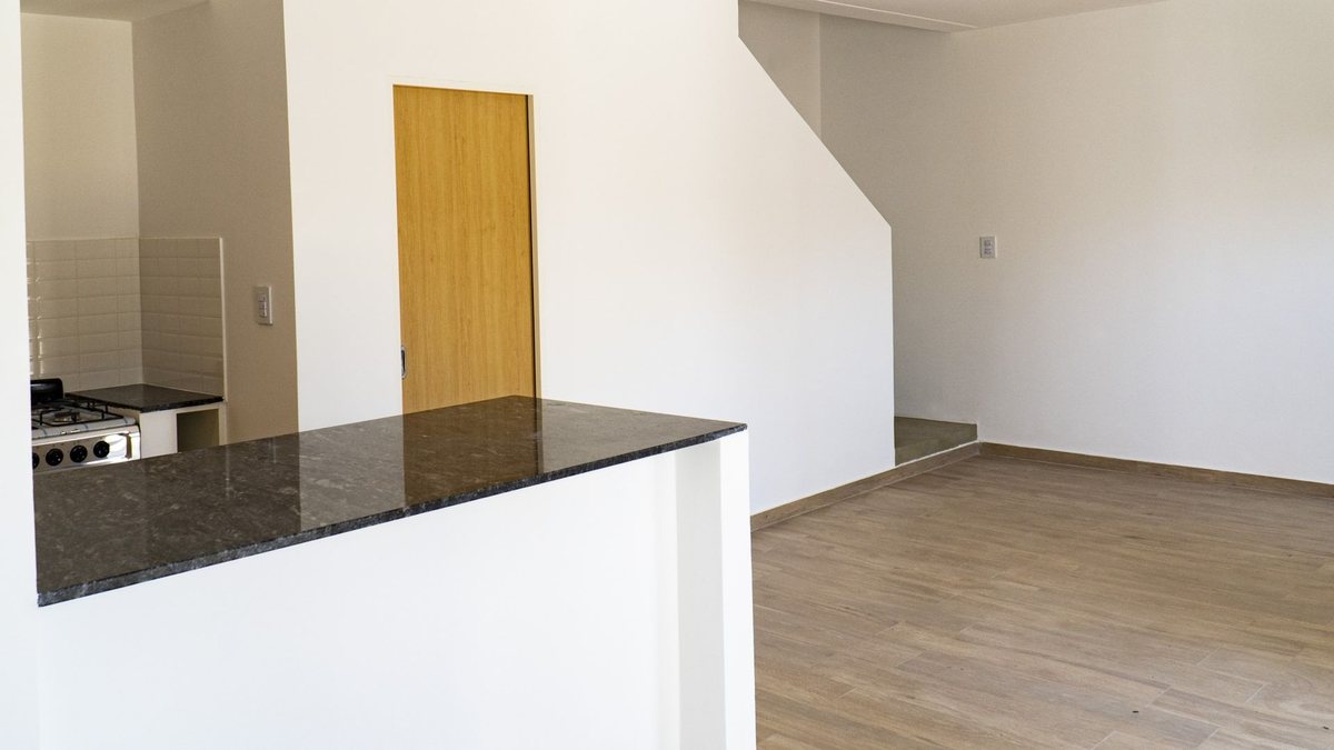 Foto 5 — Duplex 3 dormitorios en venta - City Bell