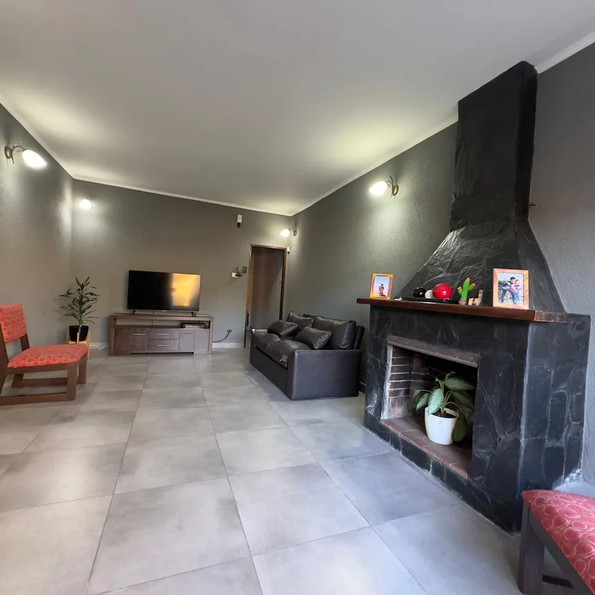 Casa en venta en Pilar, foto 2