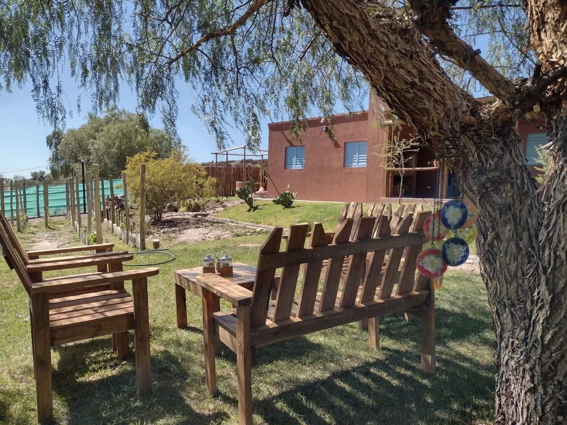 Casa en venta 2 dorm pileta viñedo perdriel lujan, foto 2