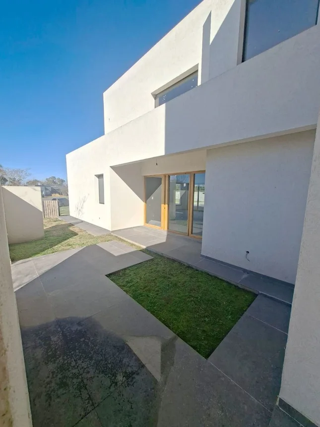 Casa en venta en Belén de Escobar, foto 4