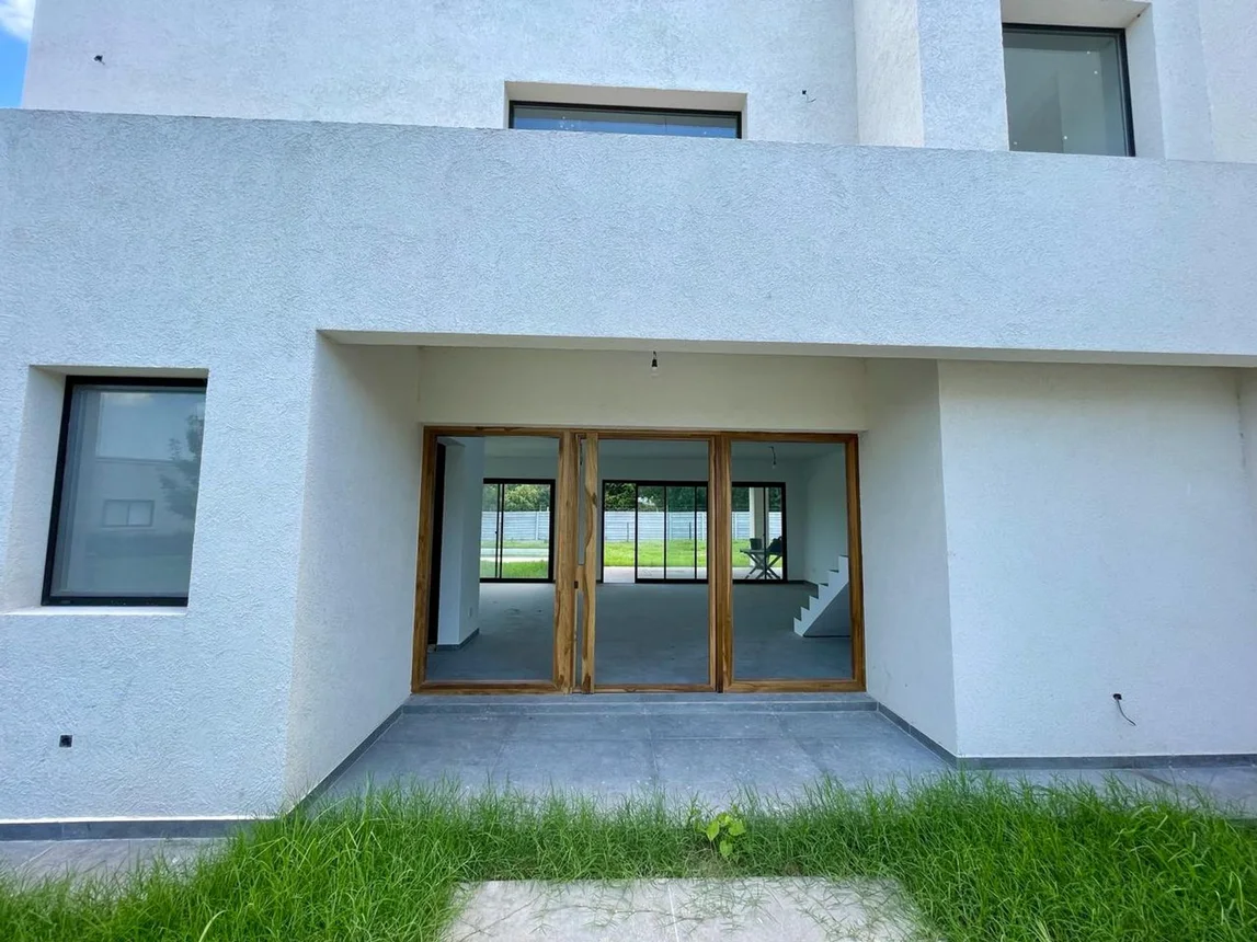 Casa en venta en Belén de Escobar, foto 3