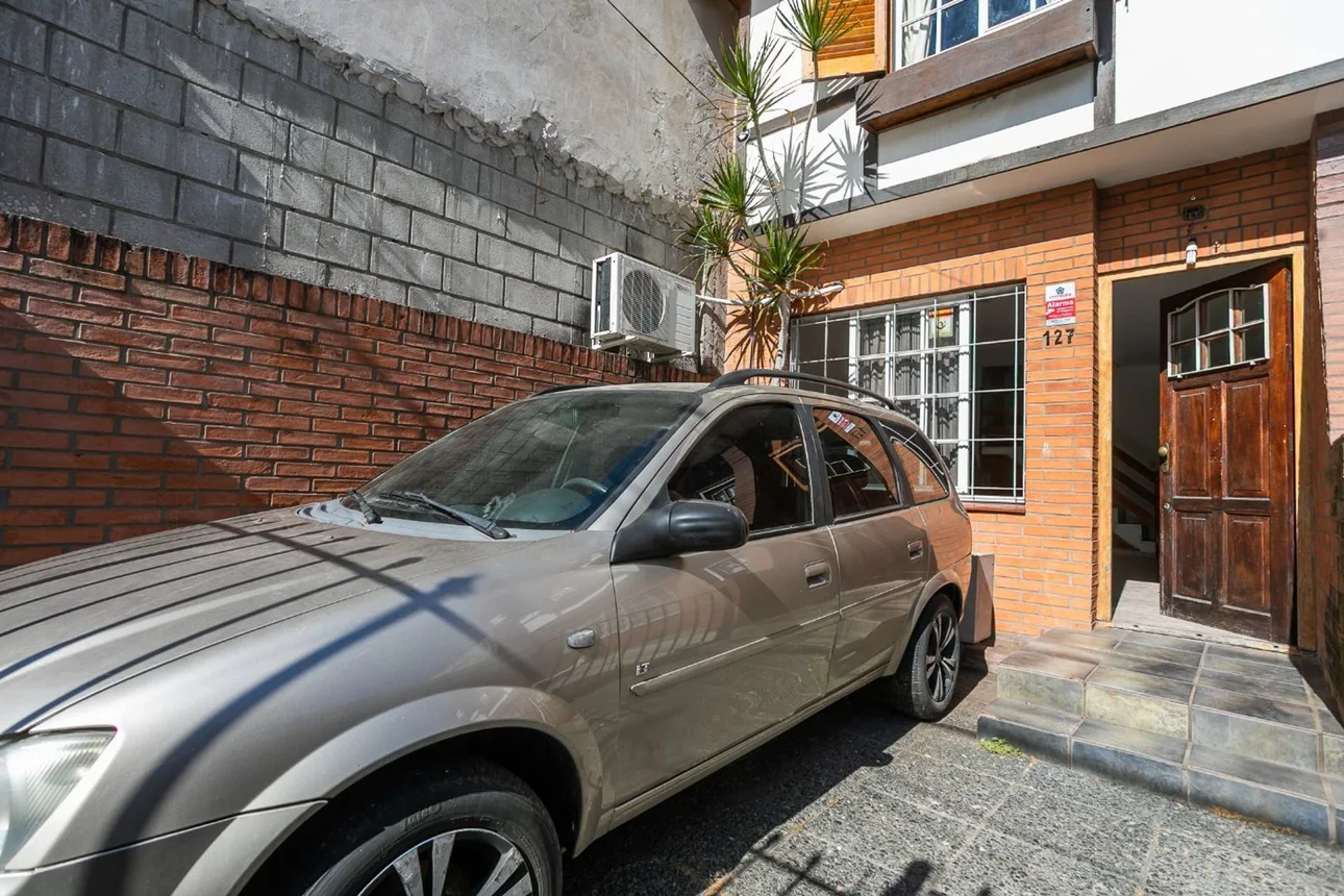 Casa dúplex de 4 ambientes en venta en Quilmes, Moreno 100, foto 2