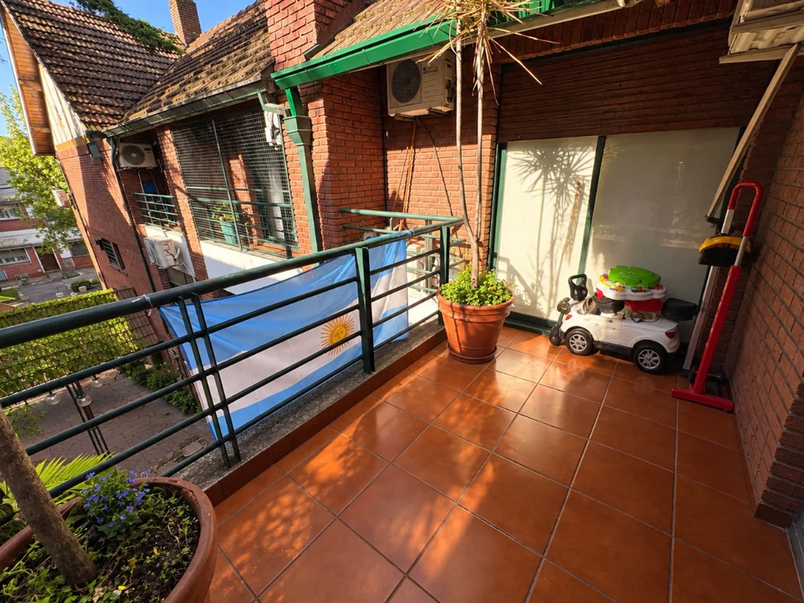 Dúplex de 3 ambientes en venta en Banfield, Serrano 200, foto 2