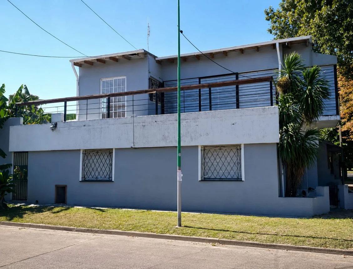 Casa de 5 ambientes en venta en Tolosa, 4 Bis E/ 530 y 531 0