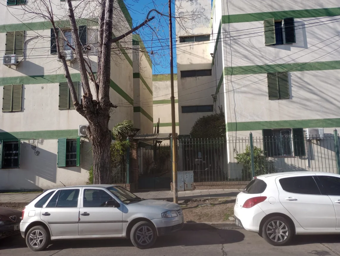 Departamento de 3 ambientes en venta en Quilmes, Vélez Sarsfield 1300, foto 2