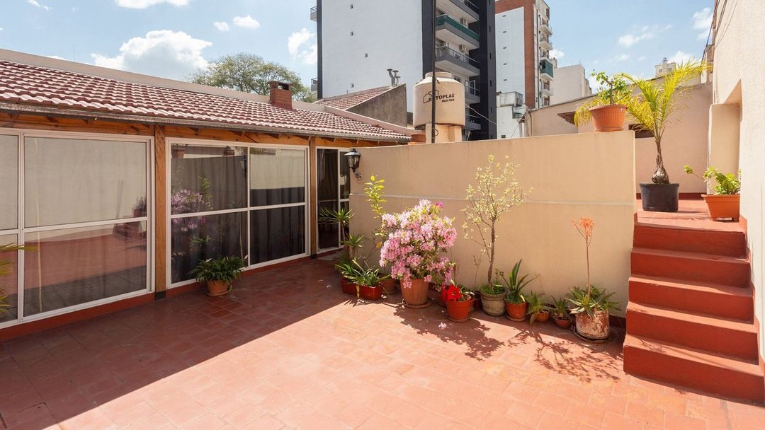 Venta PH 3amb c/dependencia  Quincho Flores Norte