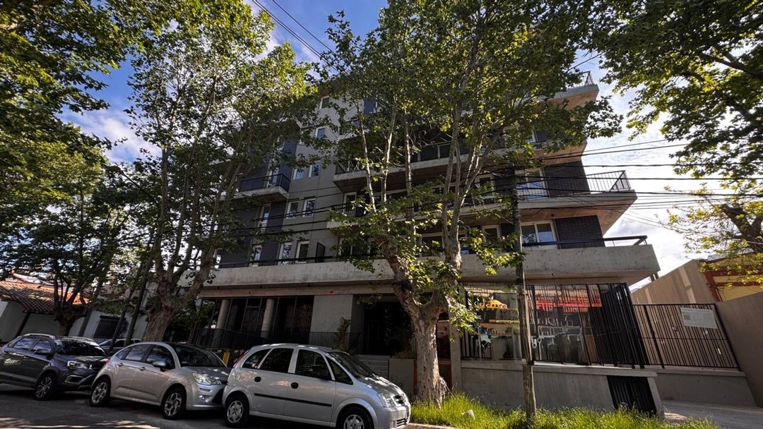 depto 2 ambientes c/ cochera en venta tigre centro