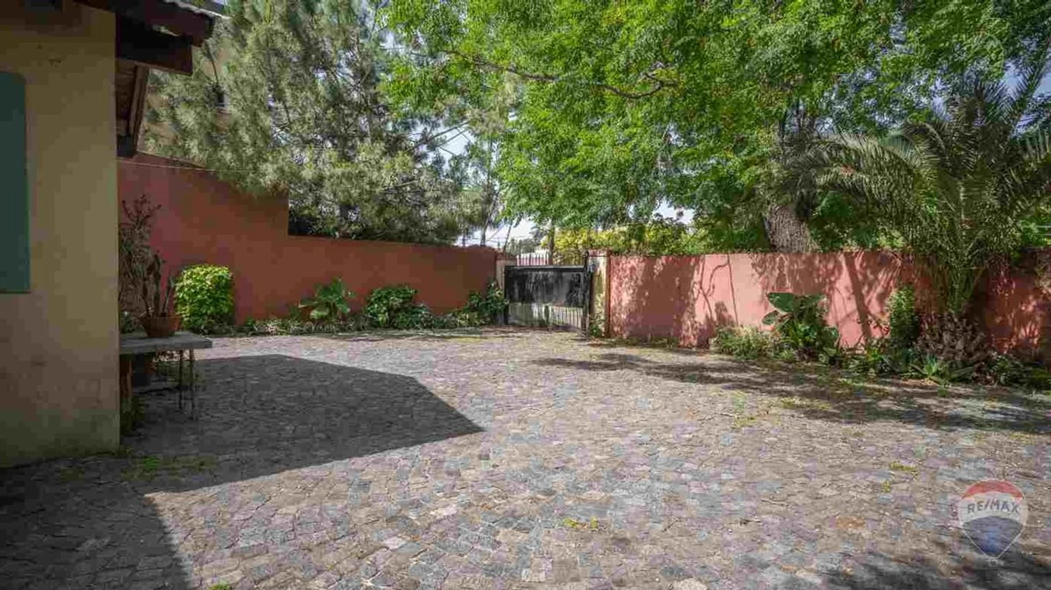 Casa de 5 ambientes en venta en Don Torcuato, Avenida Belgrano 100, foto 2
