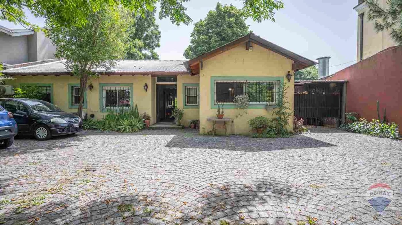 Casa de 5 ambientes en venta en Don Torcuato, Avenida Belgrano 100