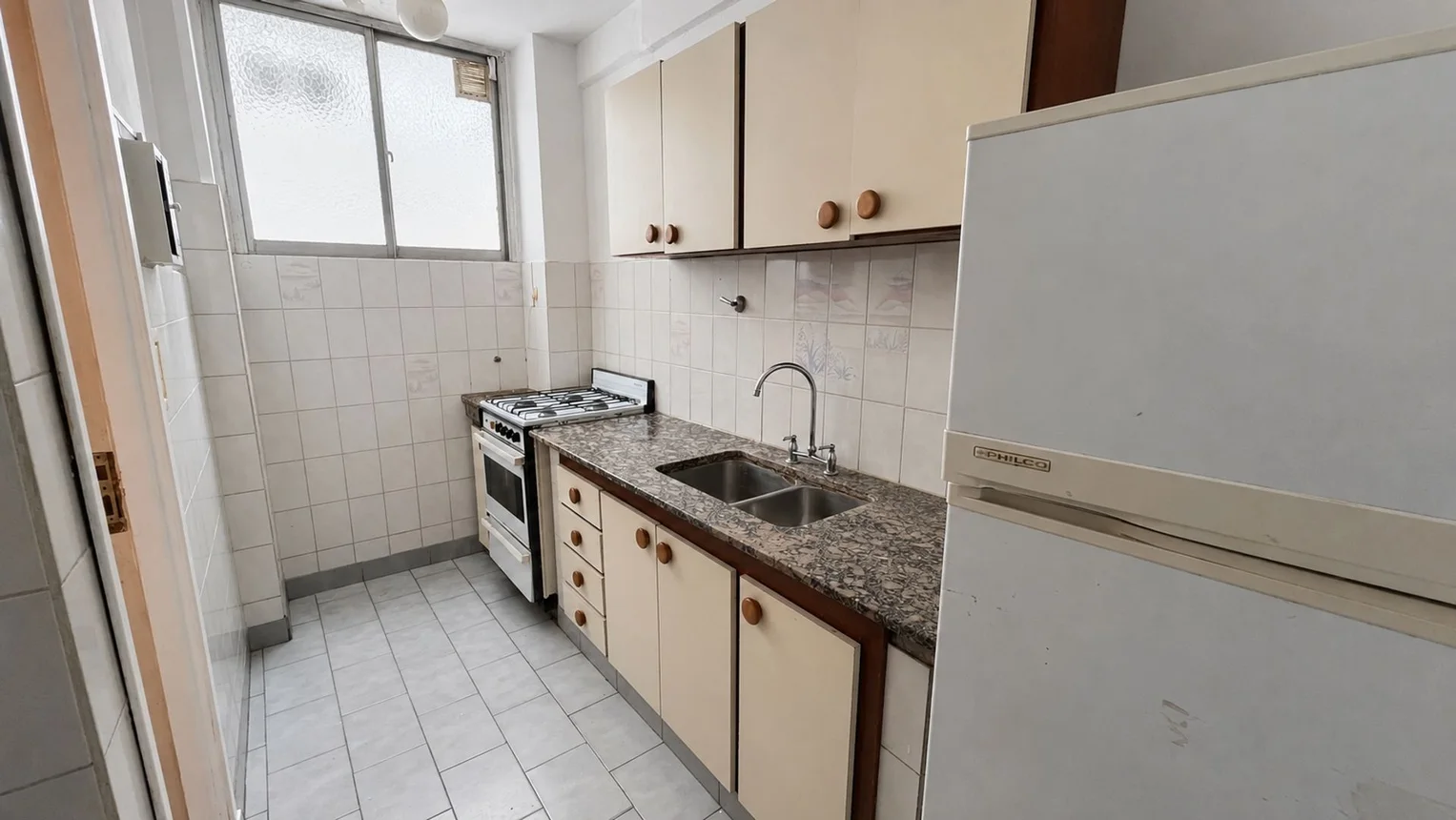 Dpto 3 amb en venta en centro al frente con balcon, foto 3