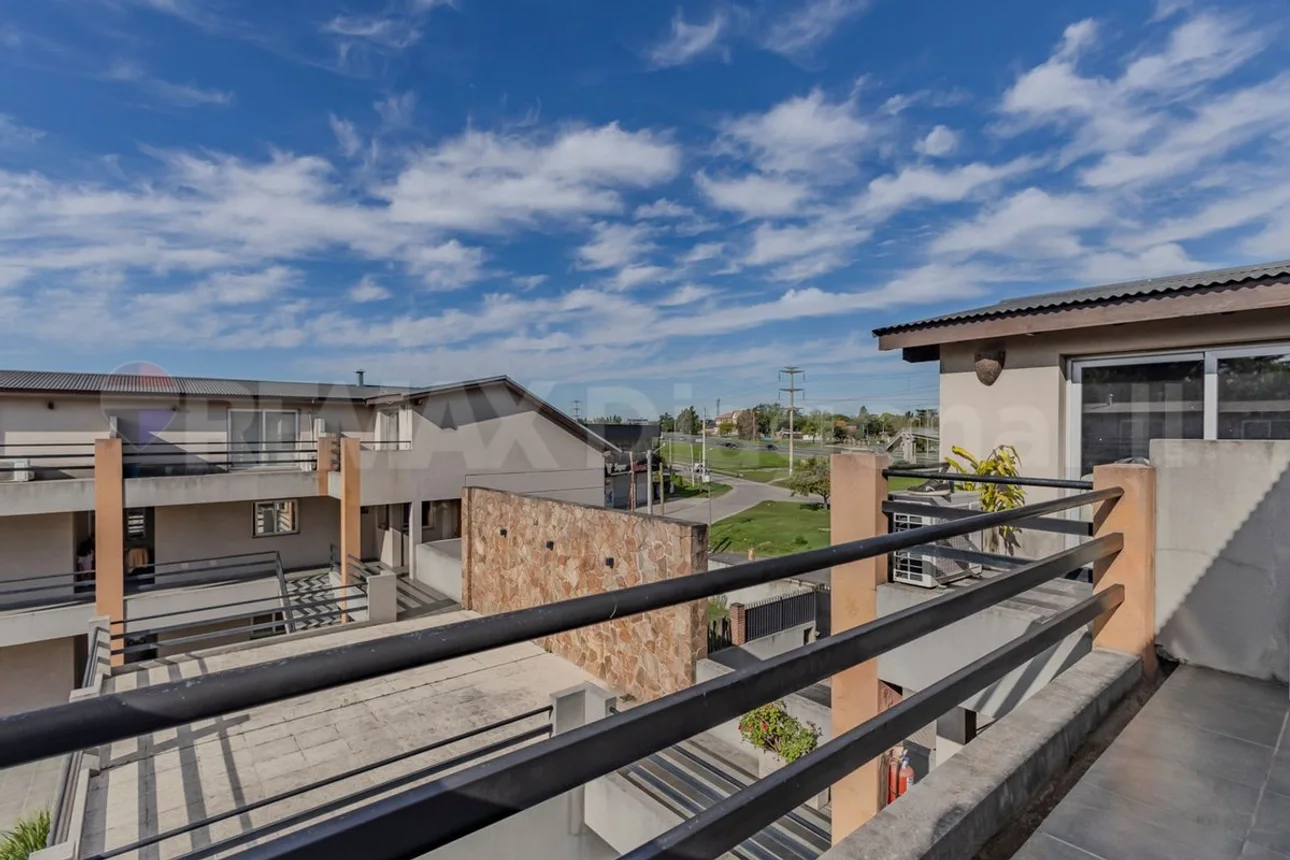 Dúplex en venta en Pilar, foto 2