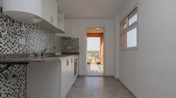 VENTA DE AMPLIO DEPARTAMENTO 3 AMBIENTES CASEROS